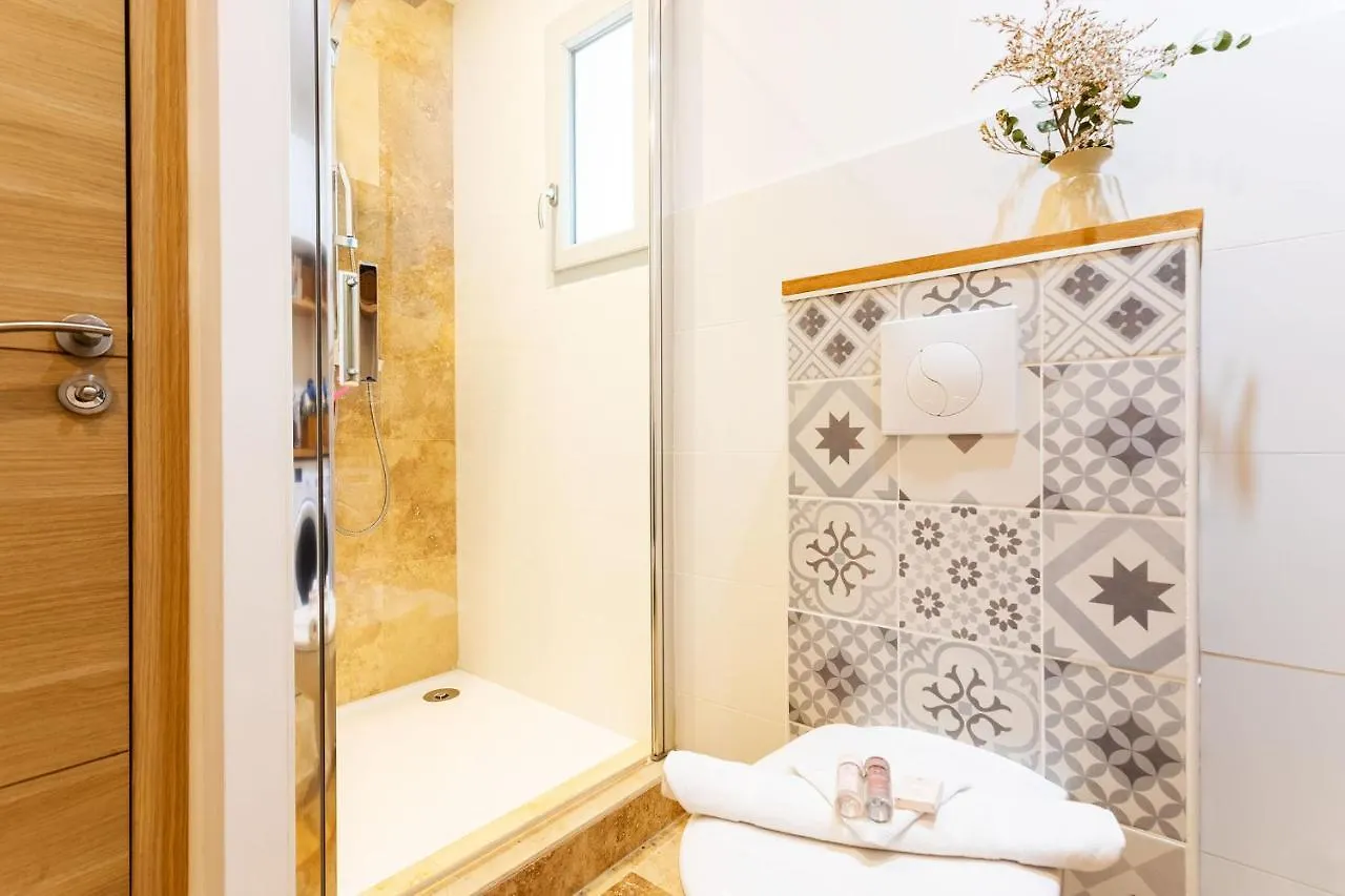 La Casita Vi4348 By Riviera Holiday Homes Falicon Villa